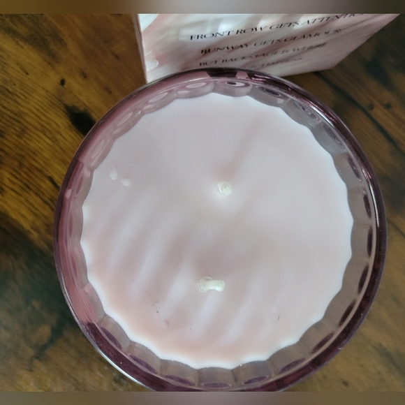 Limited edition Victoria's Secret 2024 Backstage Fashion show-Pink - Picture 3 of 12